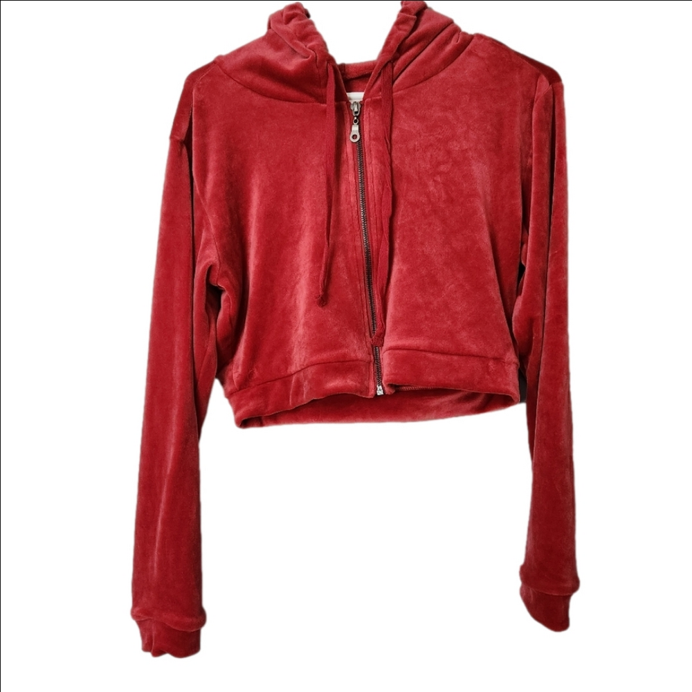 Aeropostale top cropped hoodie sweatshirt size Medium soft red velour short set